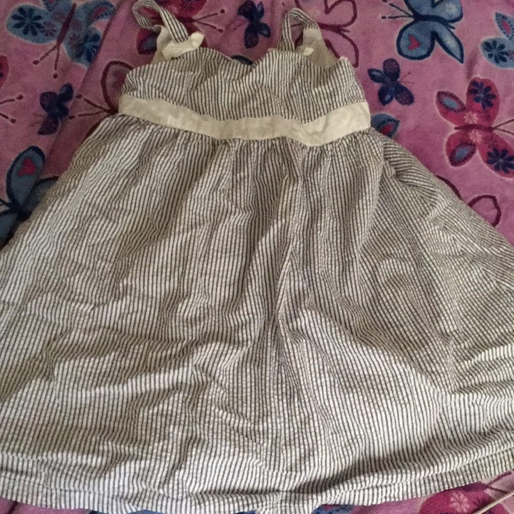 Girls dress